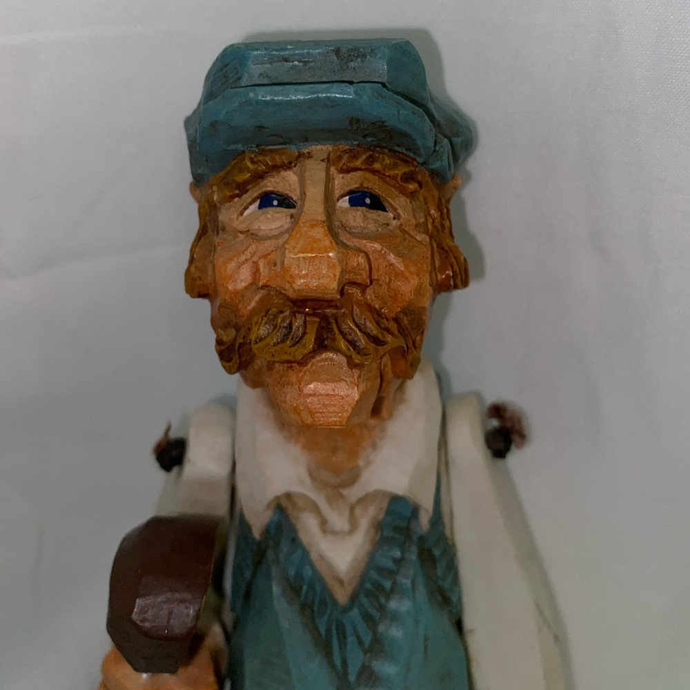 The David Frykman Portfolio “Long Drive” Figurine